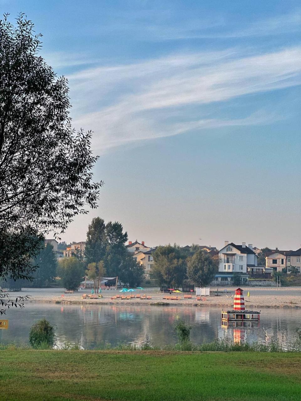 Sherwood Lake Hotel Berezovka  Exterior photo